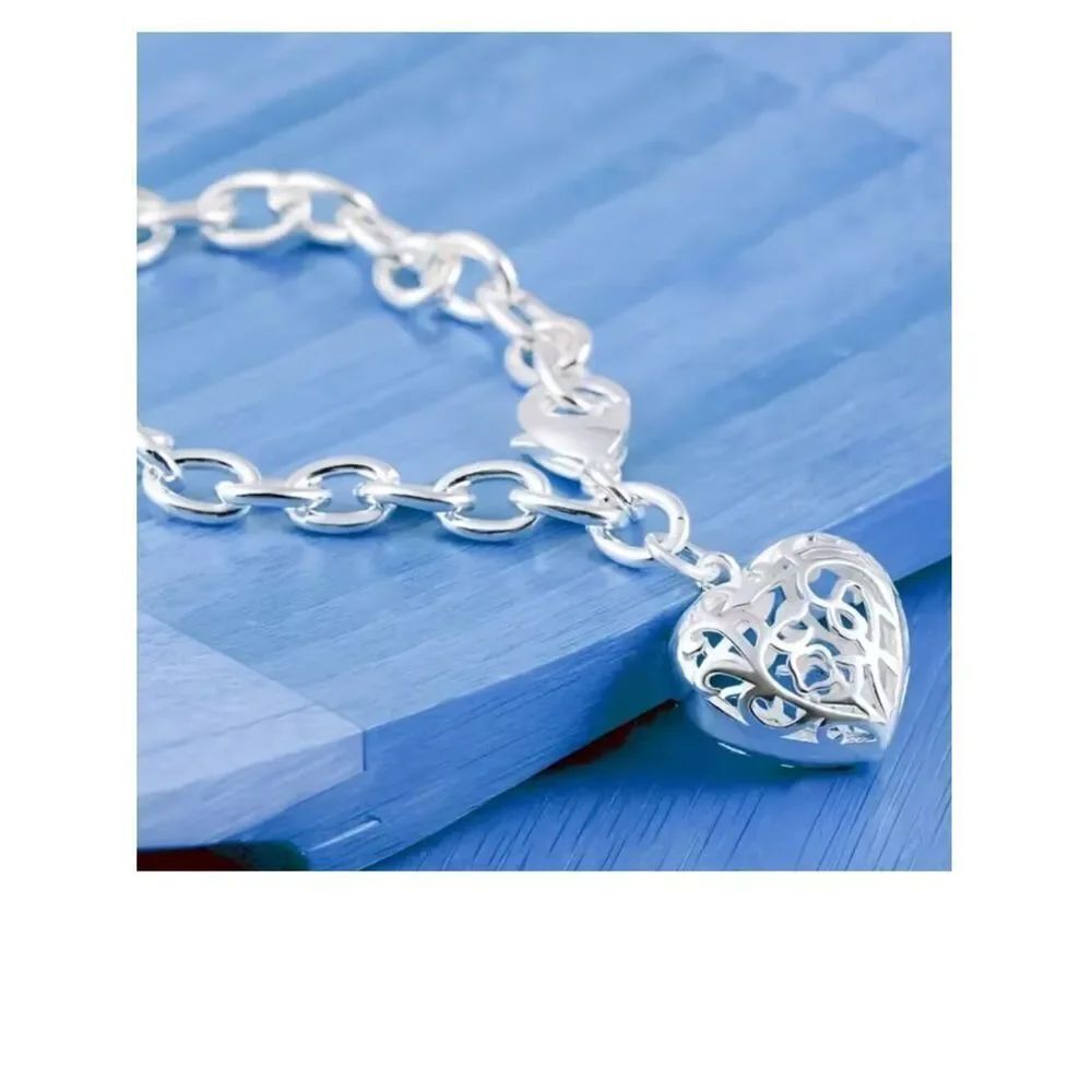 NWT Bracelet Steel Hollow Heart Pendant Light Casual Stainless Versatile